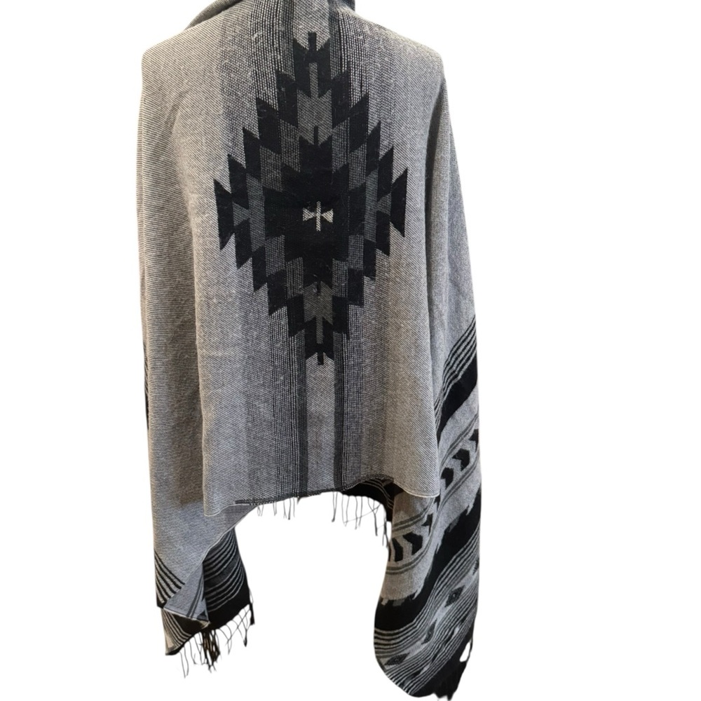 Elegant Gray and Black Patterned Throw /oversized… - image 3